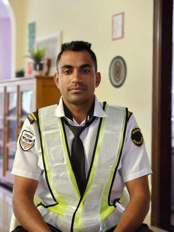 Mandeep - Security Team - The Wave Clinic