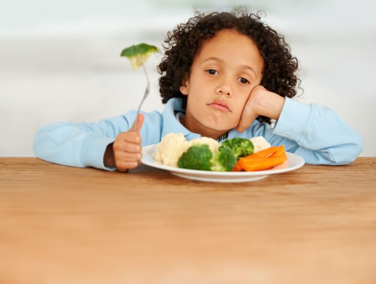 young boy dont like veggies